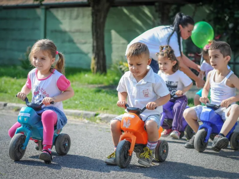 Gyermeknapi motoros felvonulás - Csemetekert Óvoda