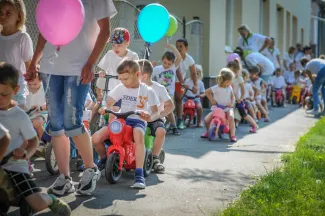 Gyermeknapi motoros felvonulás - Csemetekert Óvoda