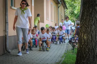 Gyermeknapi motoros felvonulás - Csemetekert Óvoda