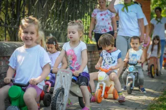 Gyermeknapi motoros felvonulás - Csemetekert Óvoda