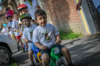 Gyermeknapi motoros felvonulás - Százszorszép Óvoda - Margaréta Óvoda