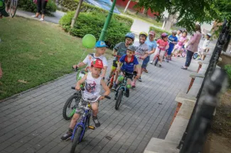 Gyermeknapi motoros felvonulás - Százszorszép Óvoda - Margaréta Óvoda