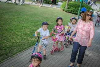 Gyermeknapi motoros felvonulás - Százszorszép Óvoda - Margaréta Óvoda