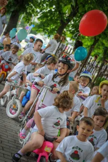 Gyermeknapi motoros felvonulás - Százszorszép Óvoda - Margaréta Óvoda
