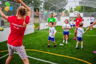 OVI-SPORT PÁLYA ÁTADÓ ÜNNEPSÉG - SZÁZSZORSZÉP ÓVODA