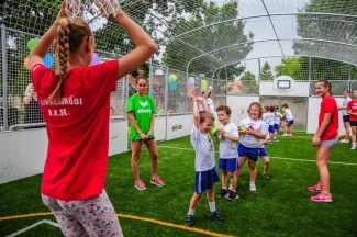 OVI-SPORT PÁLYA ÁTADÓ ÜNNEPSÉG - SZÁZSZORSZÉP ÓVODA