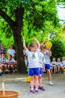 OVI-SPORT PÁLYA ÁTADÓ ÜNNEPSÉG - SZÁZSZORSZÉP ÓVODA