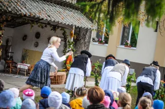SZÜRETI MULATSÁG A SZÁZSZORSZÉP ÓVODÁBAN