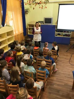 Mézes reggeli a Csemetekert Óvodában