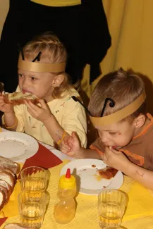 Mézes reggeli a Százszorszép és Margaréta ovisokkal