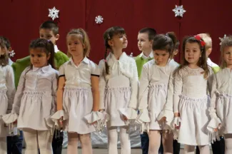 Százszorszép Óvoda - Ünnepi karácsonyi műsor 2017.