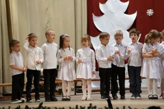 Százszorszép Óvoda - Ünnepi karácsonyi műsor 2017.
