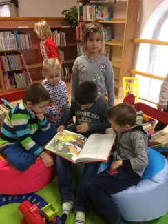 Könyvtár program - Százszorszép Óvoda