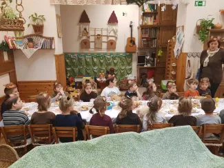 MACI NAP A SZÁZSZORSZÉP OVIBAN