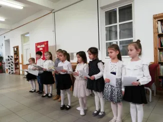 Iciri-piciri mesemondó és rajzillusztrációs verseny