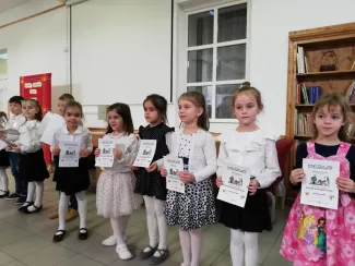 Iciri-piciri mesemondó és rajzillusztrációs verseny