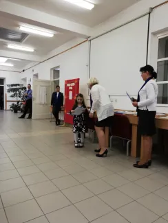 Iciri-piciri mesemondó és rajzillusztrációs verseny