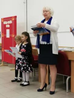 Iciri-piciri mesemondó és rajzillusztrációs verseny