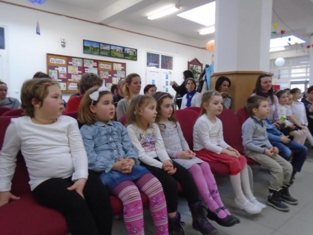 ICIRI-PICIRI VERSENYEN JÁRTUNK