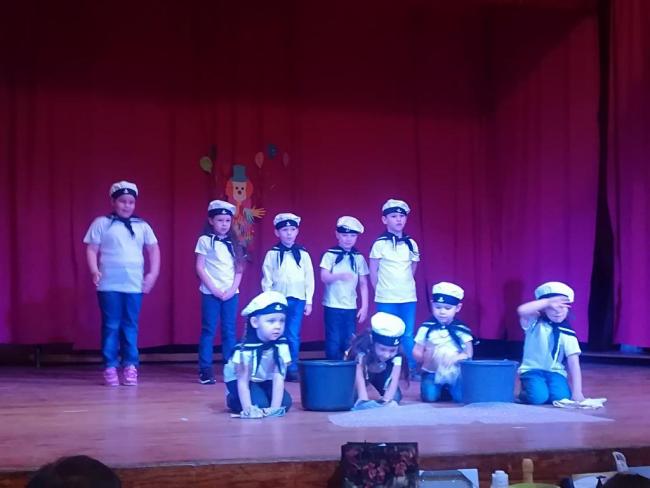 Farsangoltak a csárdaszállási gyerekek és szülők