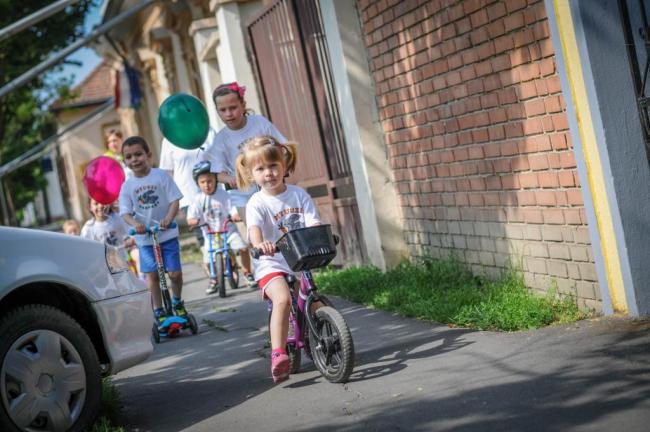 Gyermeknapi motoros felvonulás - Százszorszép Óvoda - Margaréta Óvoda