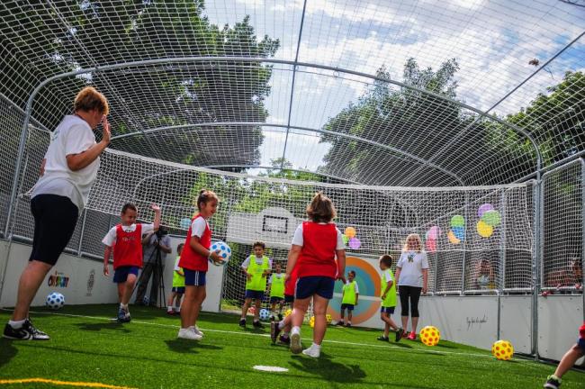 OVI-SPORT PÁLYA ÁTADÓ ÜNNEPSÉG - SZÁZSZORSZÉP ÓVODA