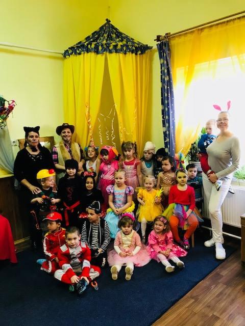 Farsangi hangulat a Csemetekert Óvodában