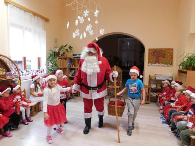Mikulás ünnep a Százszorszép Óvodában