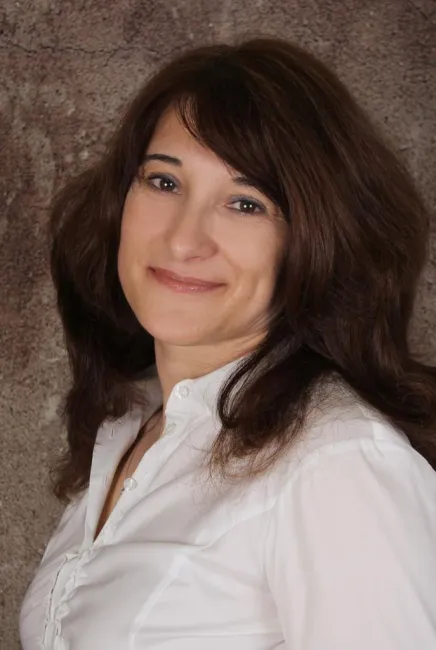 Cserenyecz Éva 